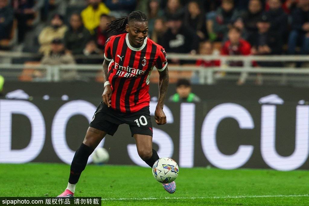 观战台：米兰双雄冲击意杯决赛 巴萨皇马冲刺+曼城争5